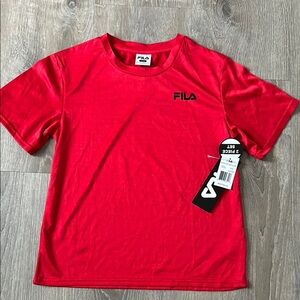 Fila Red Short Sleeve Tee Classic Crew Neck
New with tags 🏷️